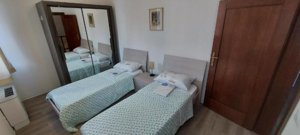 Calle Dei Guardiani Rooms Венеція Екстер'єр фото